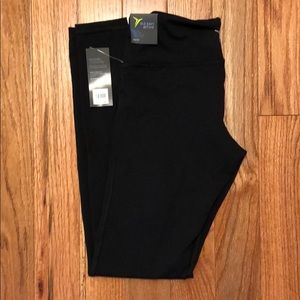 Old Navy Mid-Rise Elevate leggin